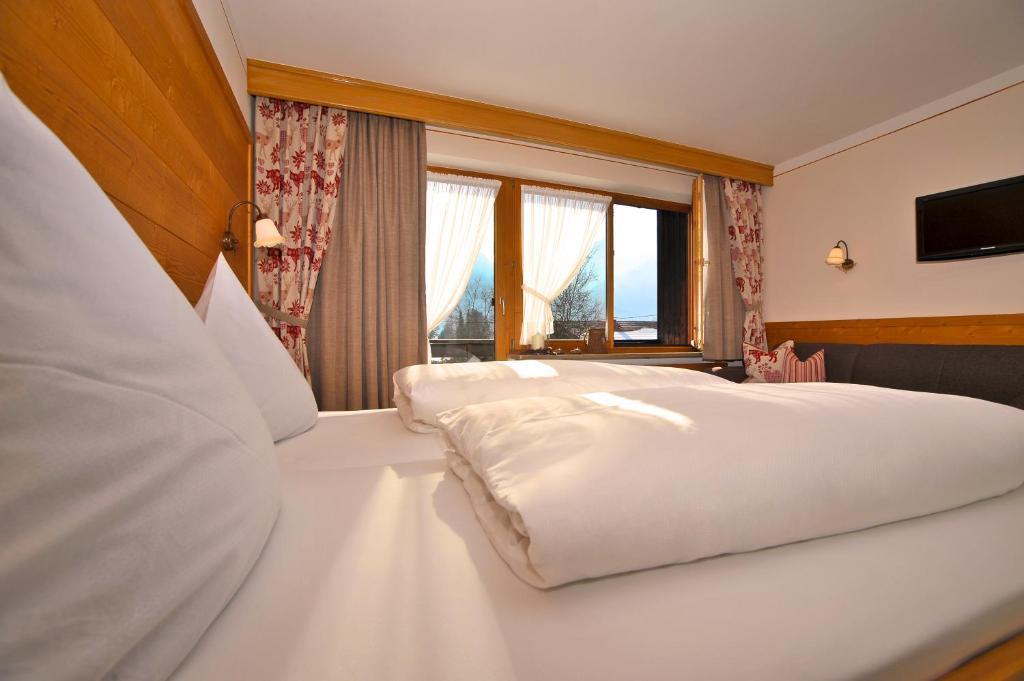Landgasthof Zur Post Schwangau Ruang foto